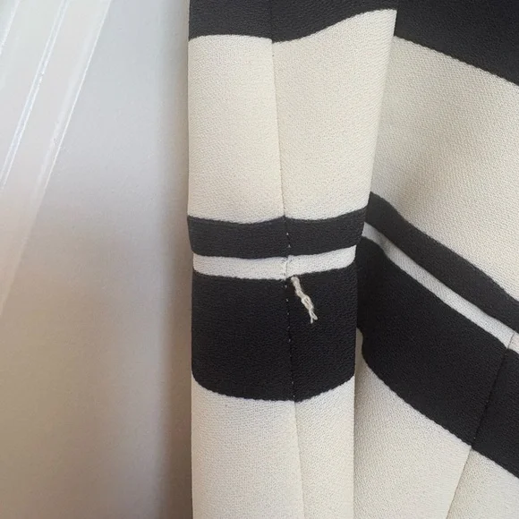 Halston Heritage Black and White Striped off shoulder  Dress - Picture 8 of 11
